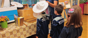 The students of the Beatles had the wonderful opportunity to participate in the educational program “Honey, the Gift of Nature” at the Scientific Multipurpose Facility “Mikroi Iroes”
