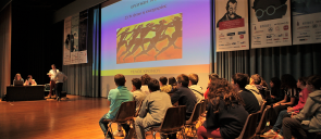 The junior high school history quiz "Polybius, the History Ignorant" took place on 7 May at the Theater of the Cultural Center of the Schools
