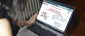 Επτά μαθητές της Α΄ Λυκείου συμμετείχαν στο Πανελλήνιο Μαθητικό Συνέδριο «Διάλογος ή σύγκρουση πολιτισμών; Με αφορμή το ορόσημο των 2.500 χρόνων από τη Μάχη των Θερμοπυλών και τη Ναυμαχία της Σαλαμίνας» - Mandoulides Schools students in an online Panhellenic Student Conference